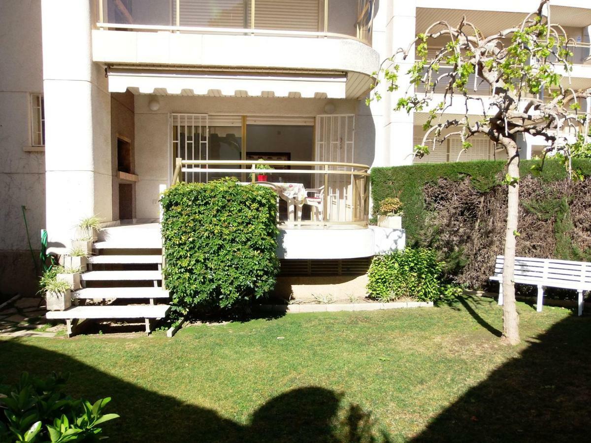 100M2 Big Apartment Private Garden And Pool/ 100M2 Gran Apartamento Jardin Privado Y Piscina / Acogedor Apartamento En Zona Tranquila Y Agradable Cambrils Esterno foto